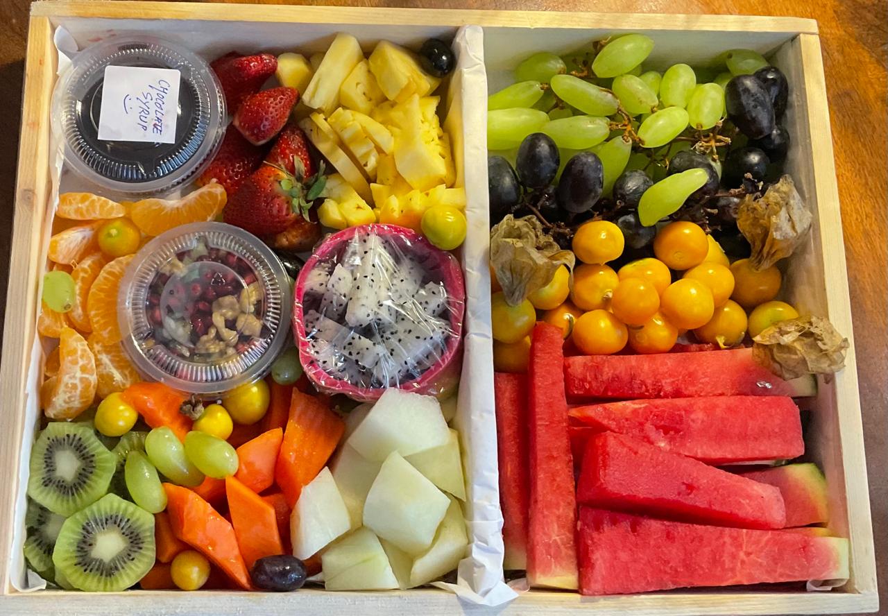 Fresh fruit board