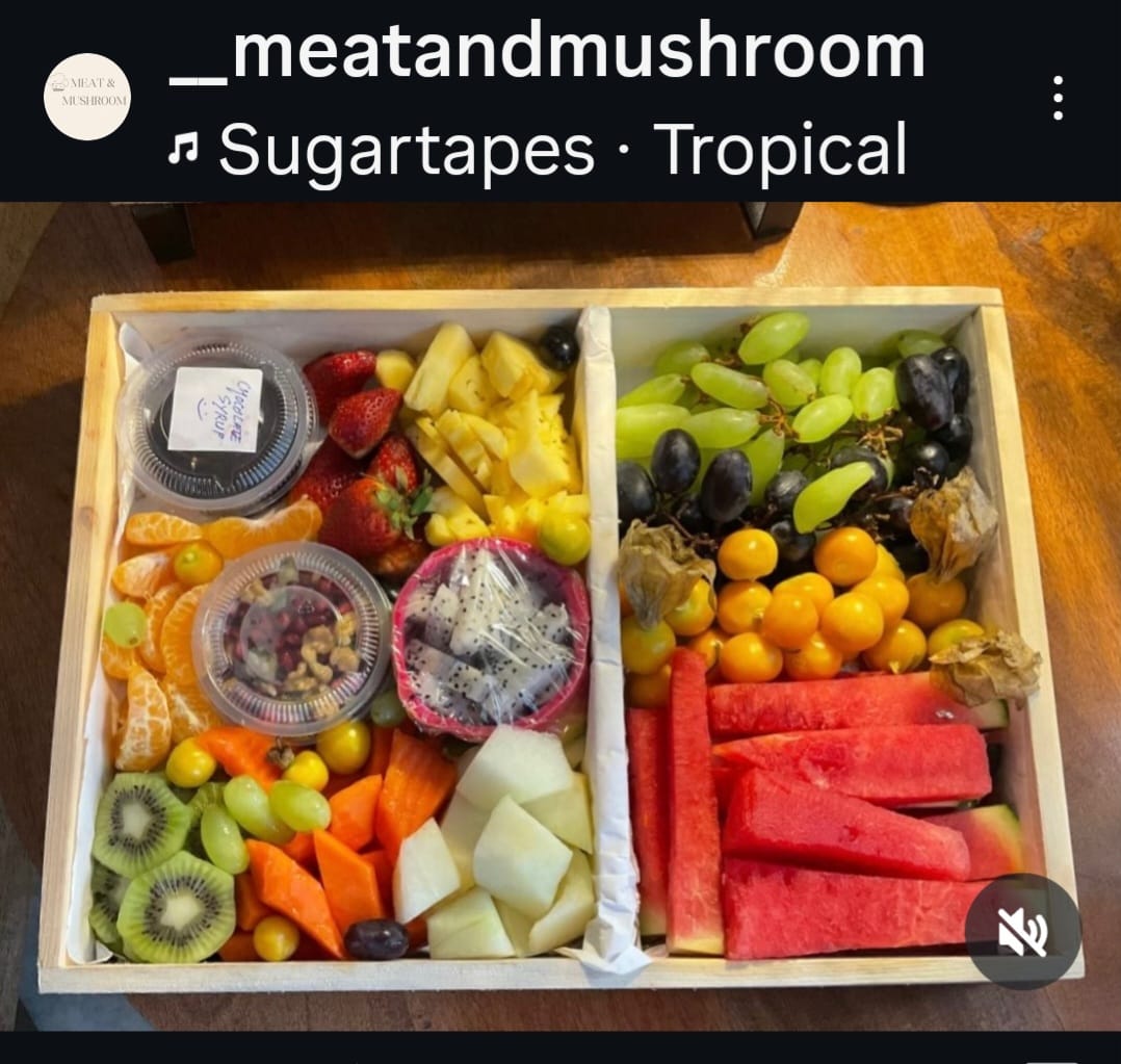 Fresh Fruit Board